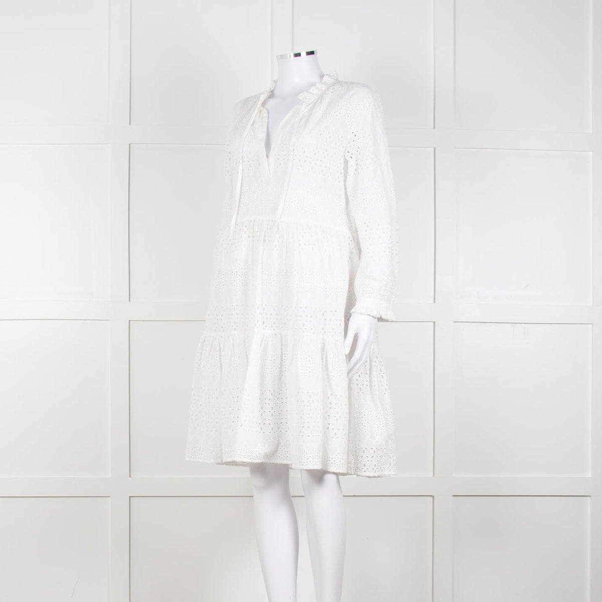 0039 Italy White Broderie Anglaise Short Dress