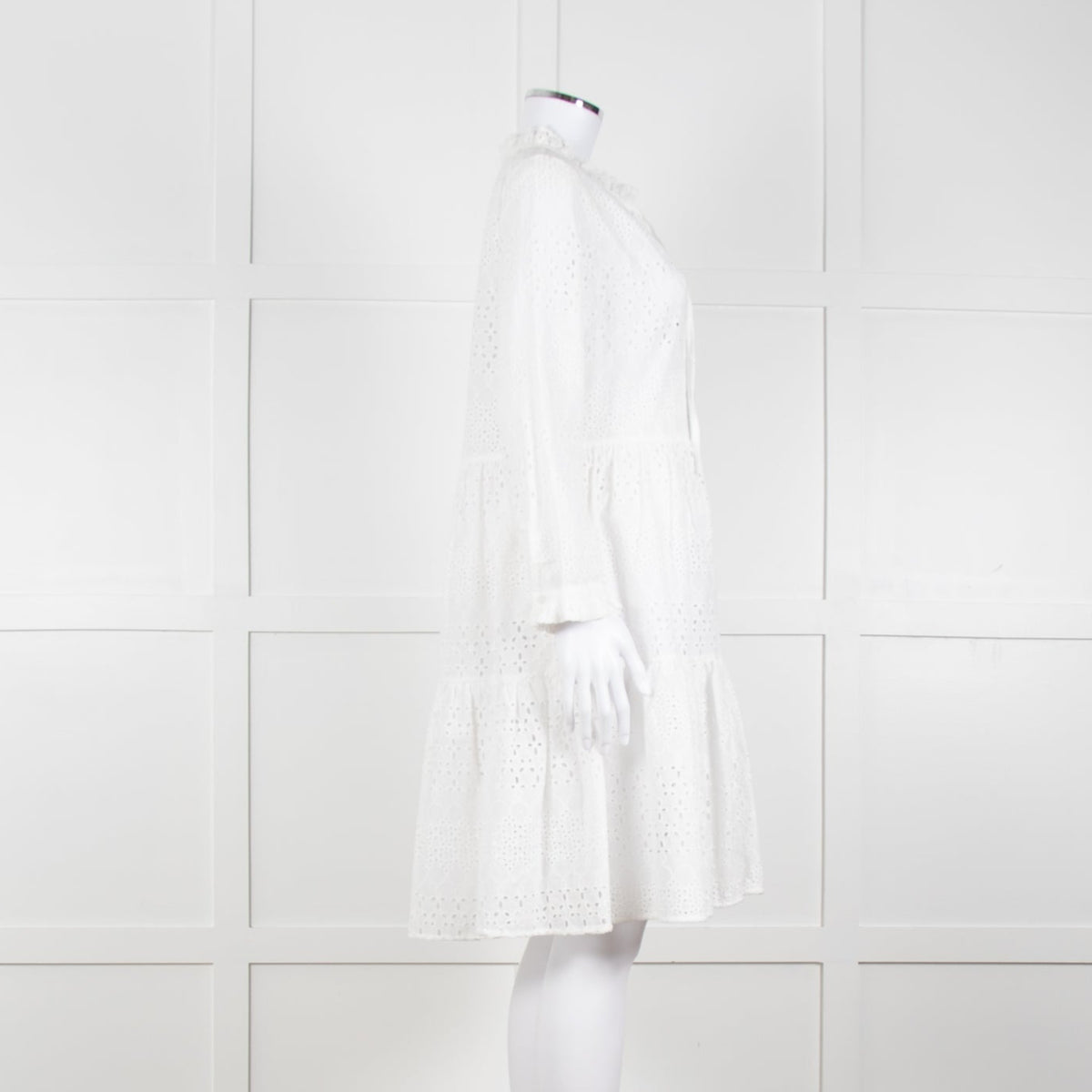 0039 Italy White Broderie Anglaise Short Dress