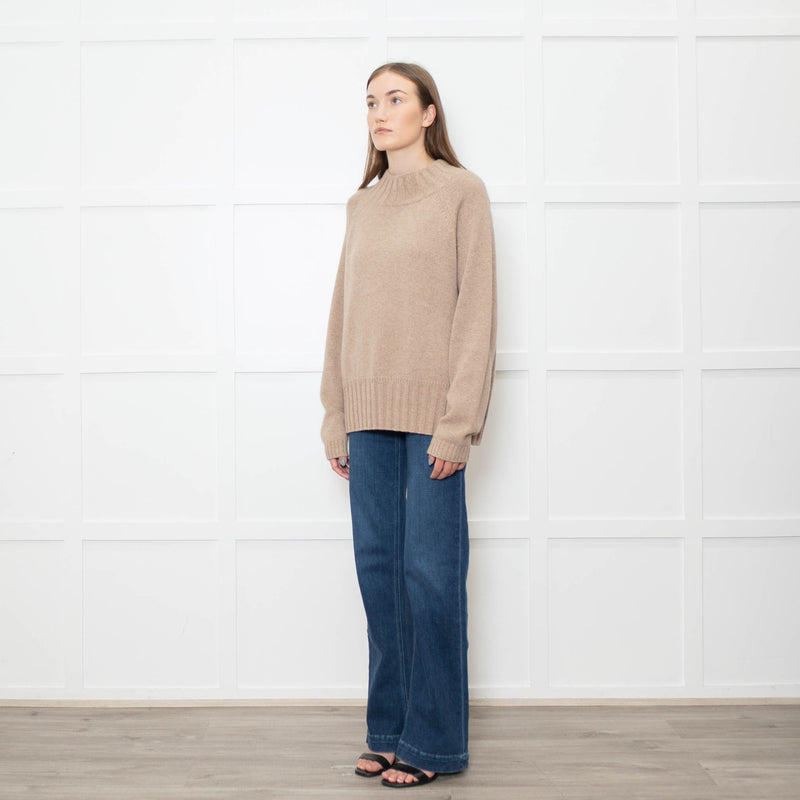 Van Kukil Oatmeal Wide Rib Roundneck Jumper