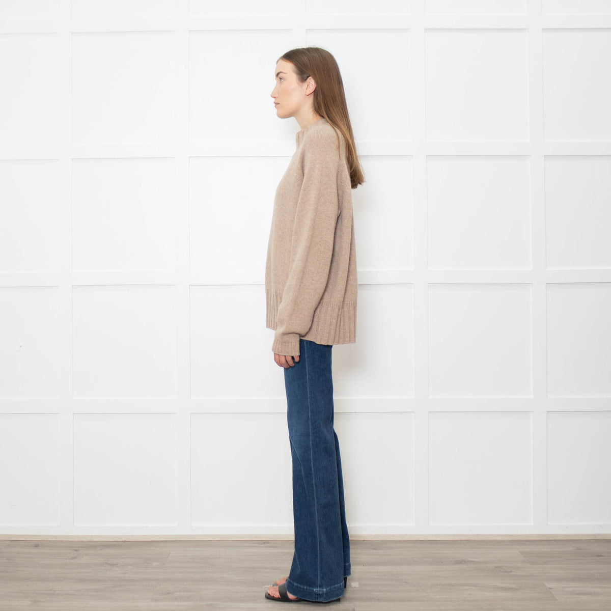 Van Kukil Oatmeal Wide Rib Roundneck Jumper
