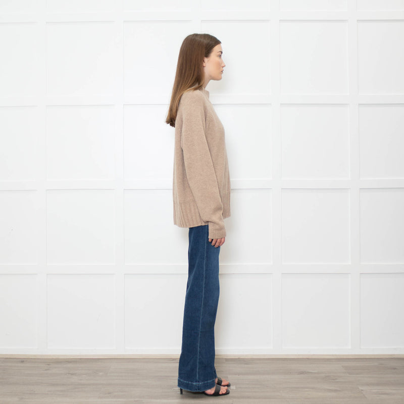 Van Kukil Oatmeal Wide Rib Roundneck Jumper
