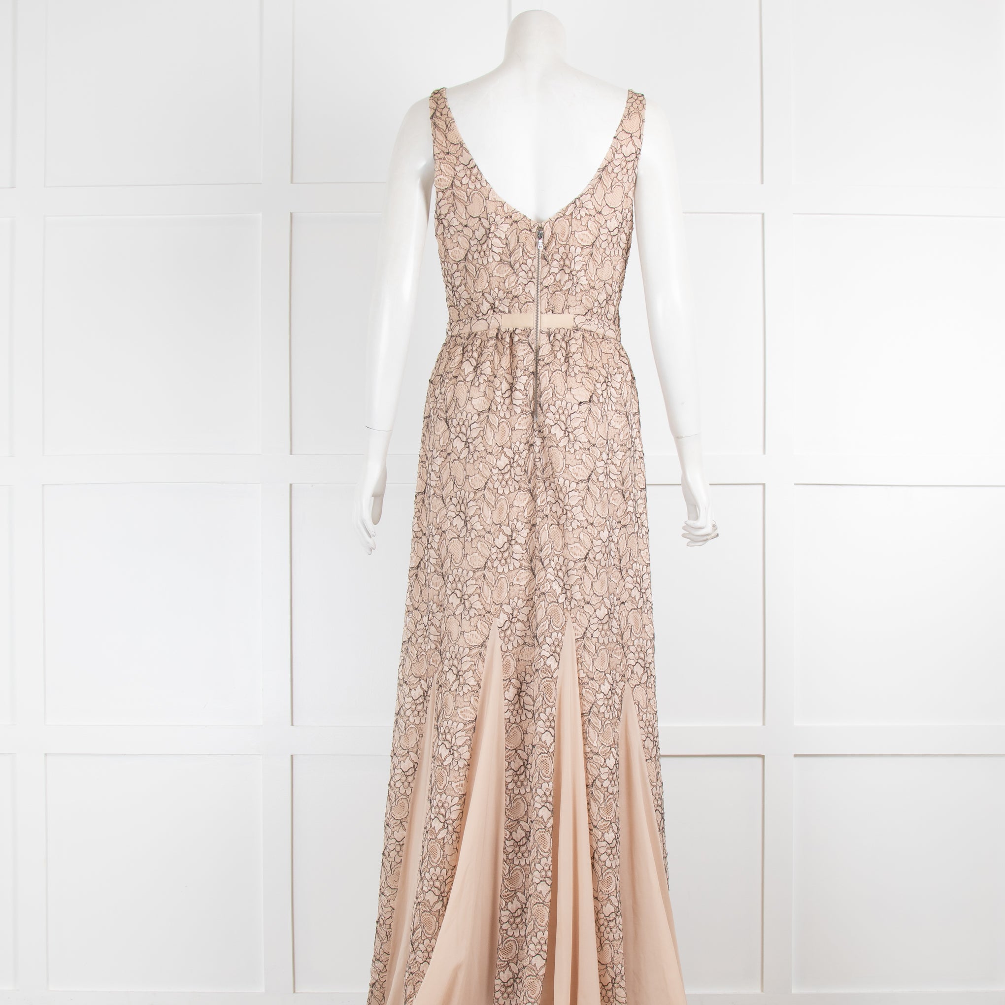 Alice & Olivia Black & Nude Lace Maxi Dress – Phoenix Style