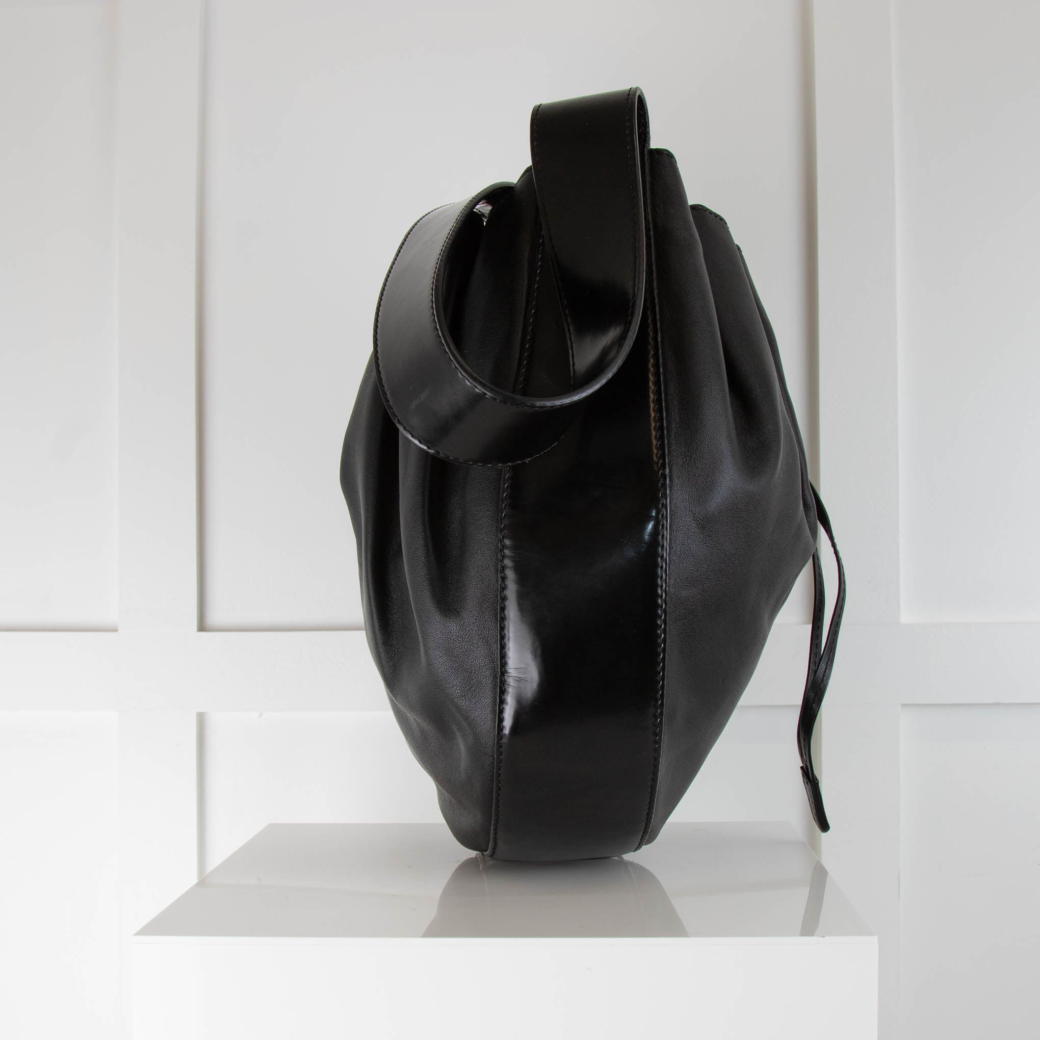 Stella mccartney hotsell drawstring bag