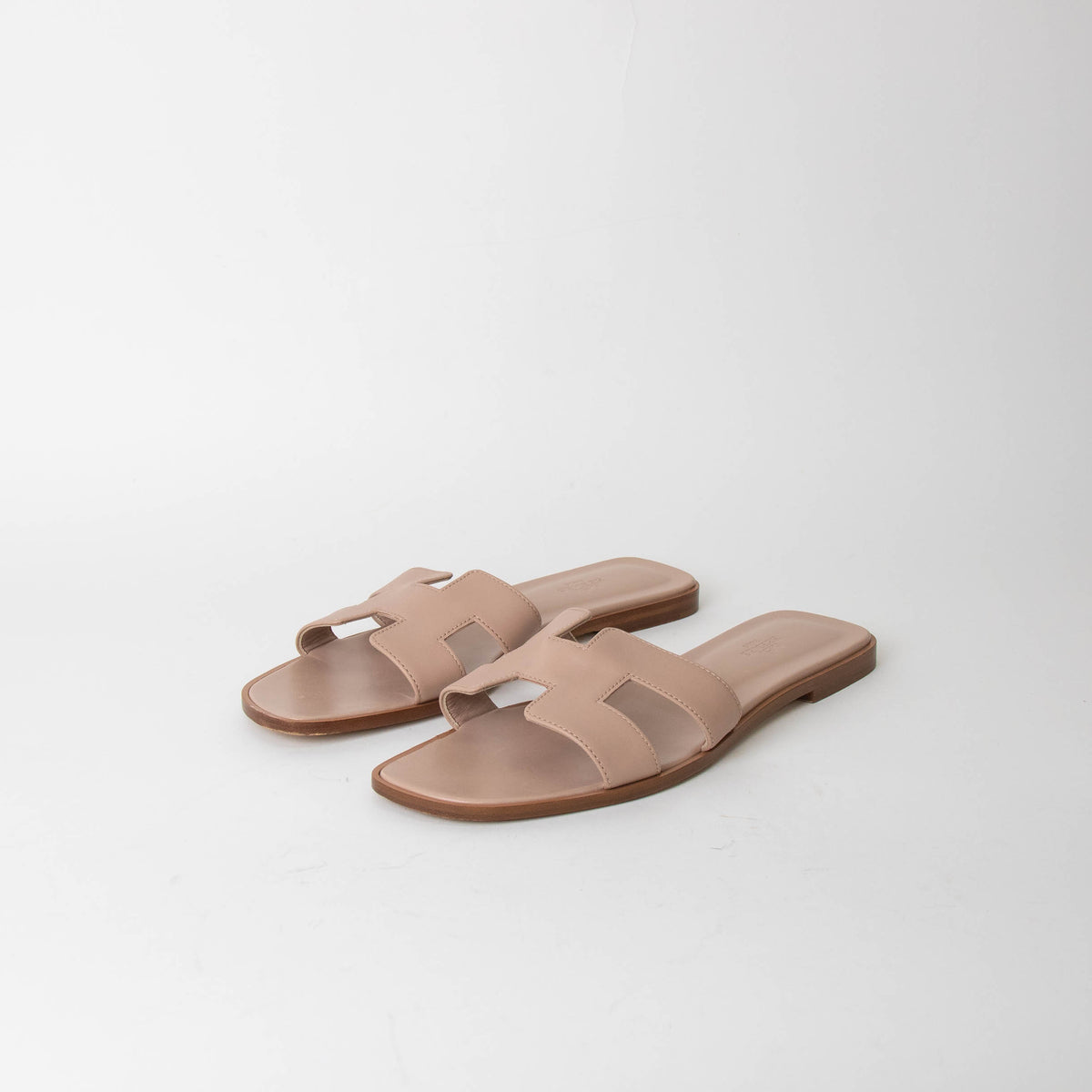 Hermes Nude Beige Oran Sandals