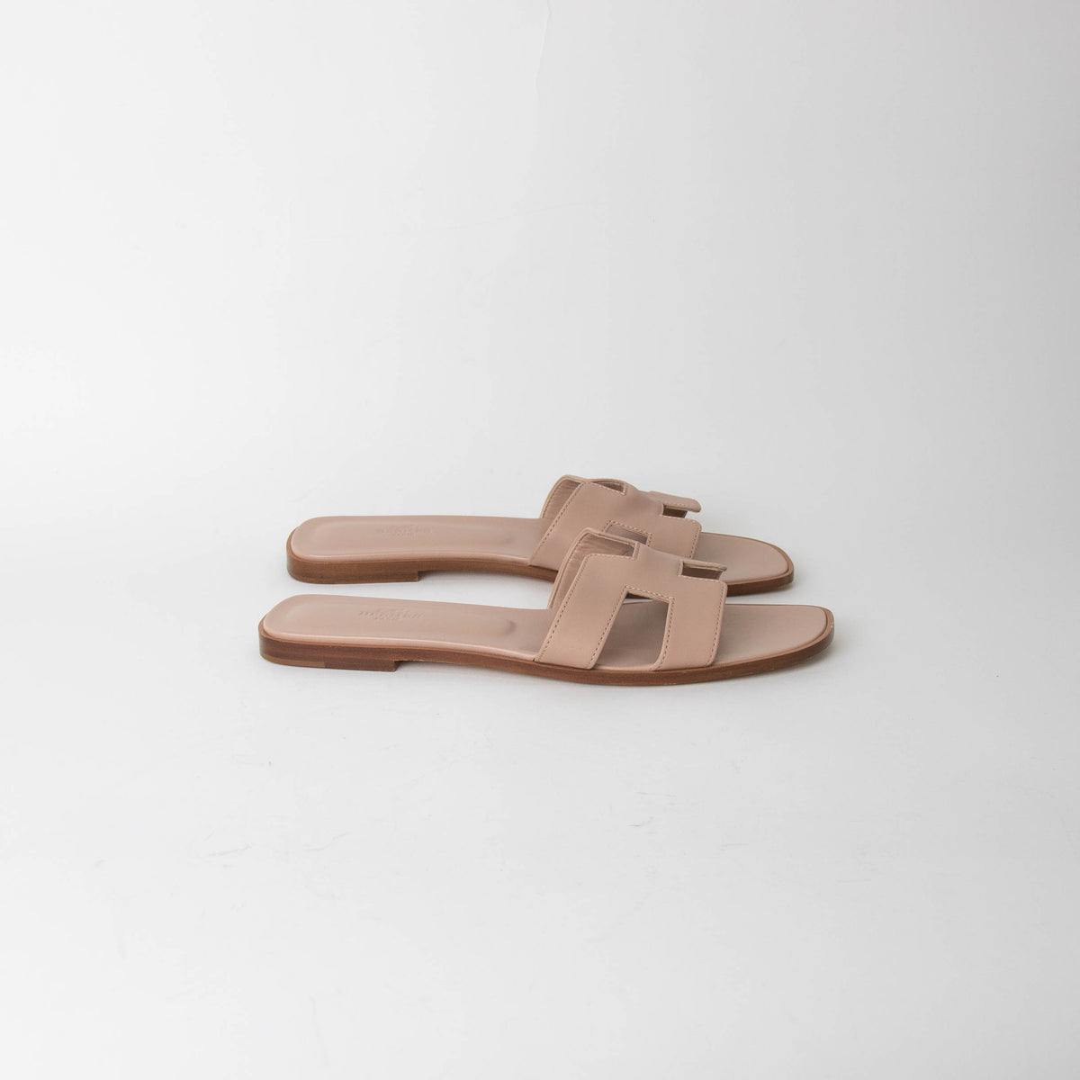 Hermes Nude Beige Oran Sandals