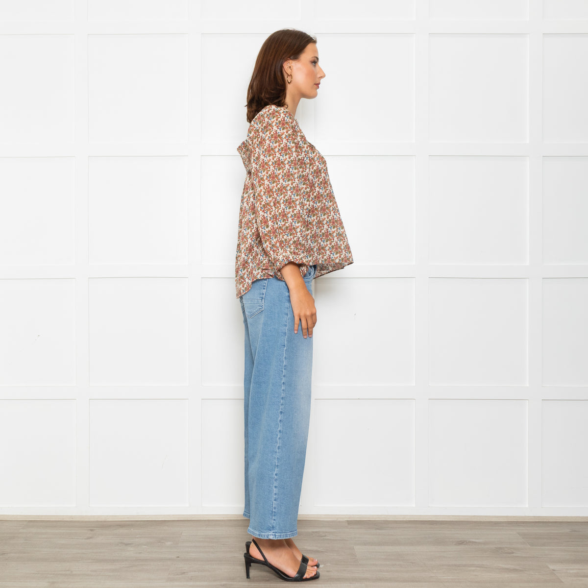 Doen Cream Floral Agotha Top