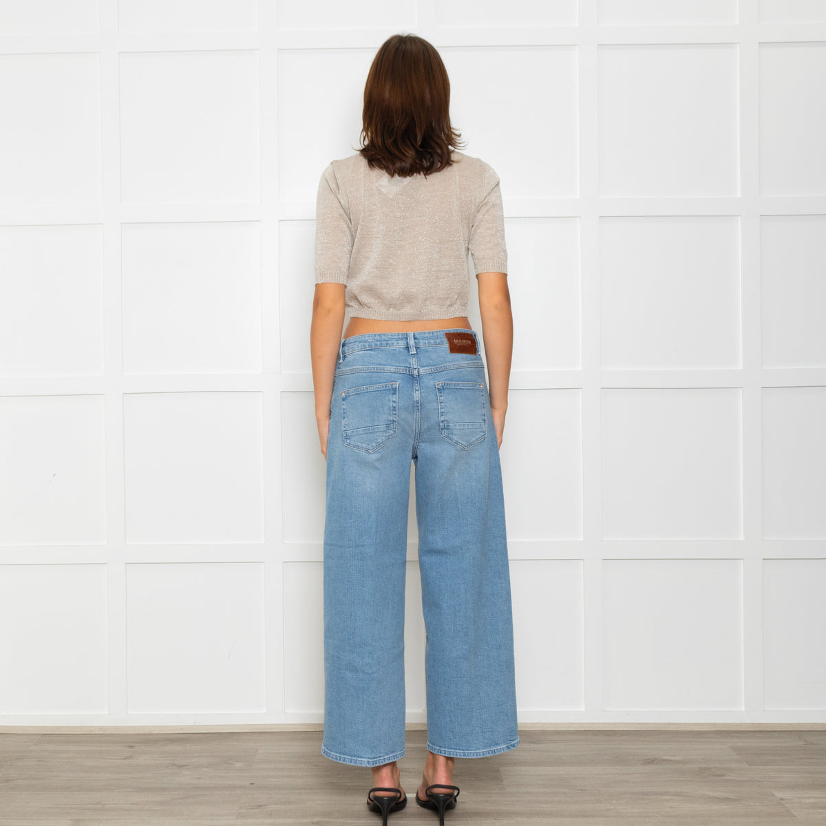 D. Exterior Neutral Silver Lurex Knitted Cropped Cardigan