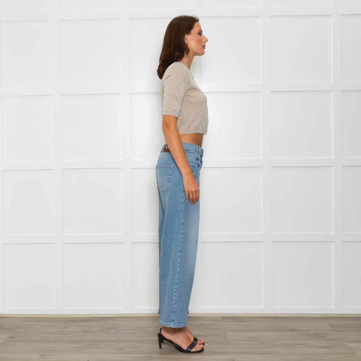 D. Exterior Neutral Silver Lurex Knitted Cropped Cardigan