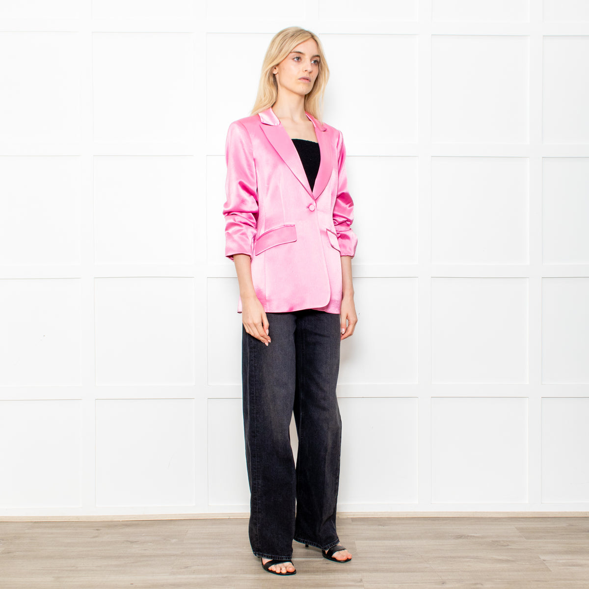 Cinq a Sept Pink Silk Feel Blazer With Ruch Sleeves