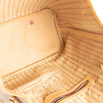 Louis Vuitton Neverfull Bag in Monogram Canvas