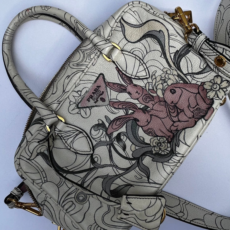 Prada rabbit print bag outlet