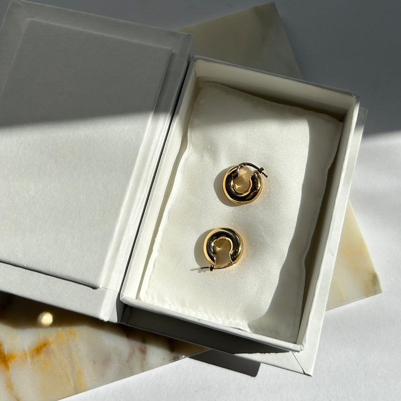 Jil Sander Classic Round Earrings Gold