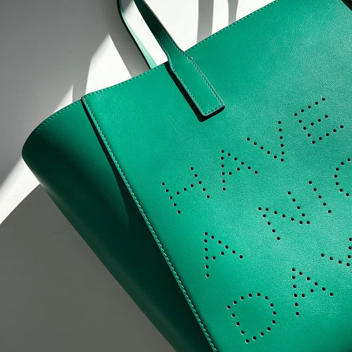 Anya Hindmarch AR Ebury Featherweight Tote in Emerald Green
