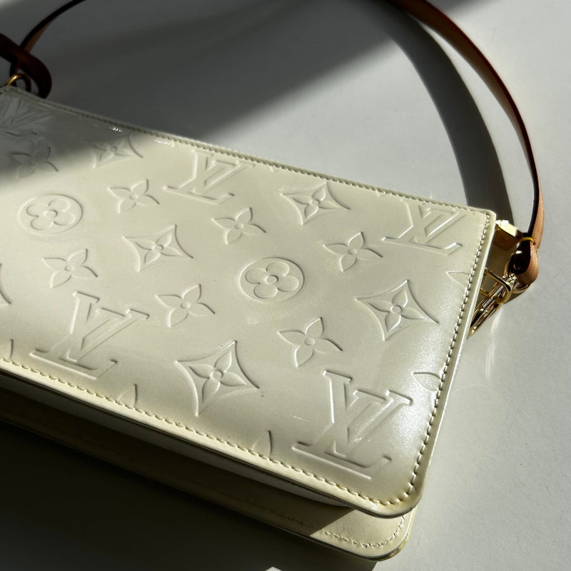 Louis Vuitton Cream Vernis Lexington Pochette Bag