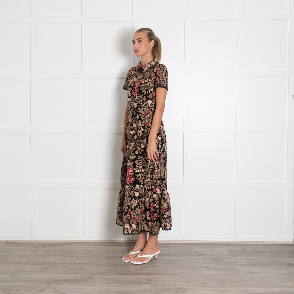 Red Valentino Black Floral Embroidered Short Sleeve Dress With Round Collar