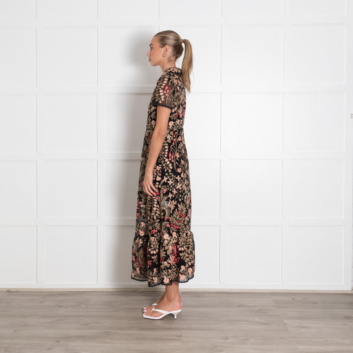 Red Valentino Black Floral Embroidered Short Sleeve Dress With Round Collar