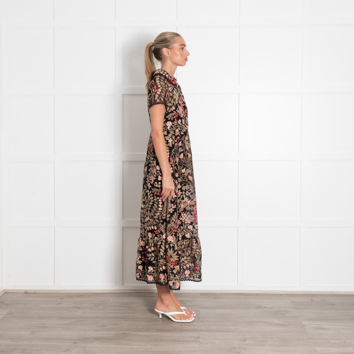 Red Valentino Black Floral Embroidered Short Sleeve Dress With Round Collar