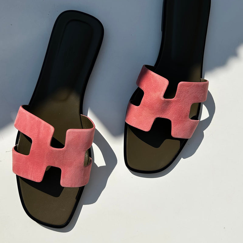 Hermes Rose Suede Oran Sandals
