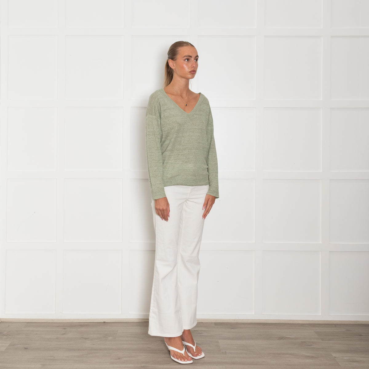 Brora Khaki Linen V-Neck Fine Sweater