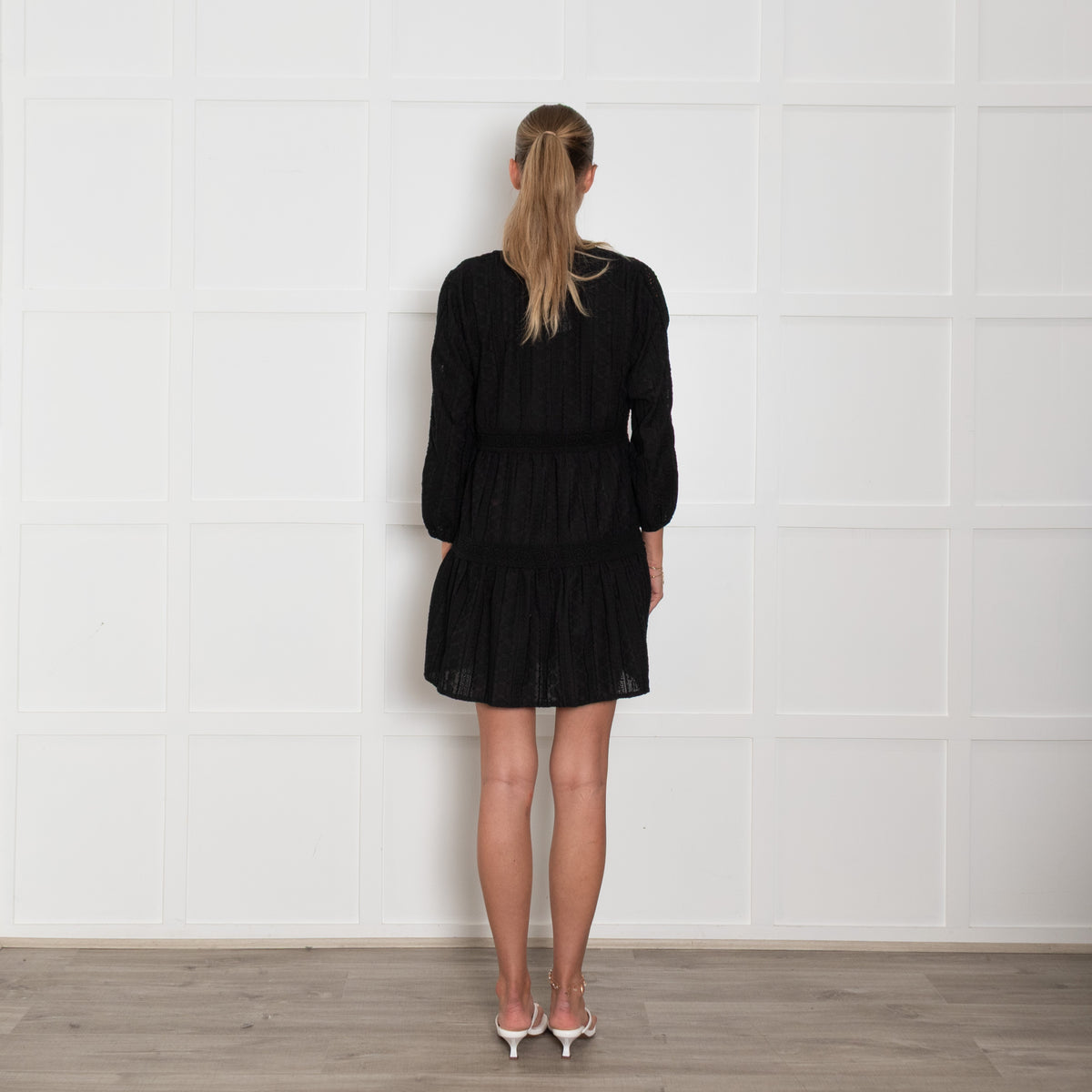 Melissa Odabash Black Embroidered Short Kaftan Dress