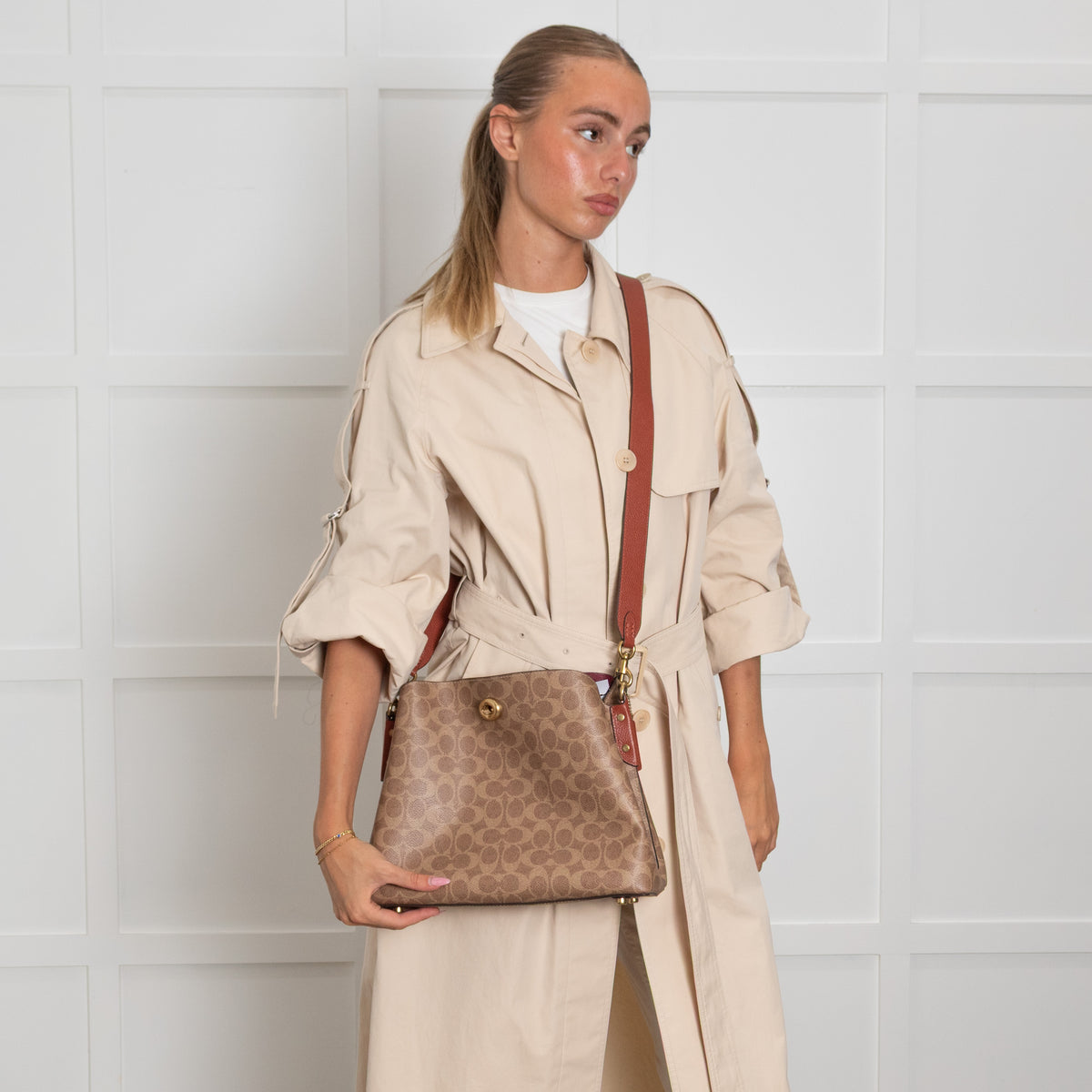 Coach Logo Willow Bucket Bag