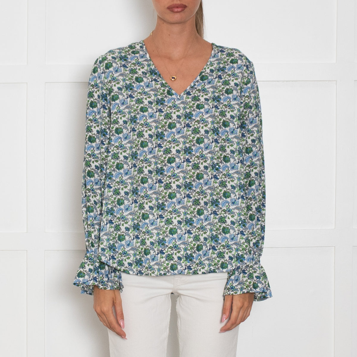 Essentiel Antwerp White Blue Floral V-Neck Long Sleeve Top