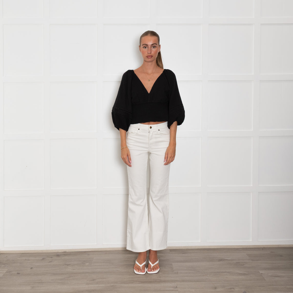 Me + Em Black Cotton Cropped Puff Sleeve Top