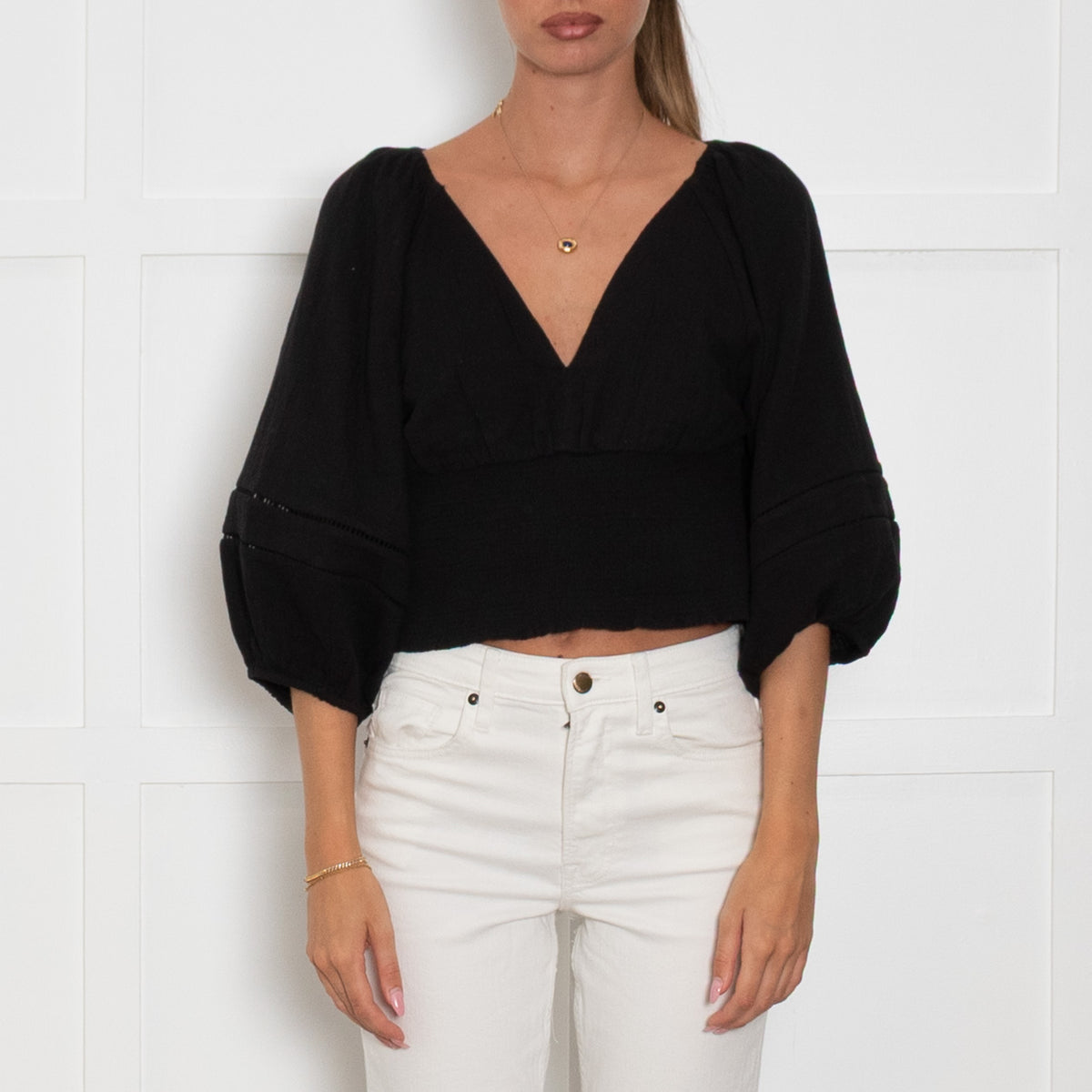 Me + Em Black Cotton Cropped Puff Sleeve Top