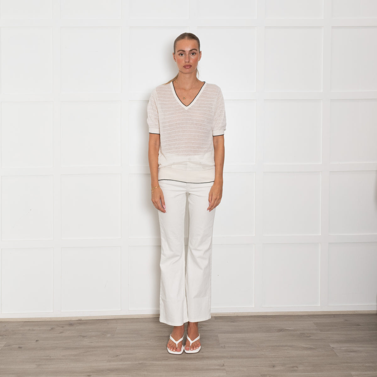 Cove White Cotton Blend Knit Short Sleeve Top