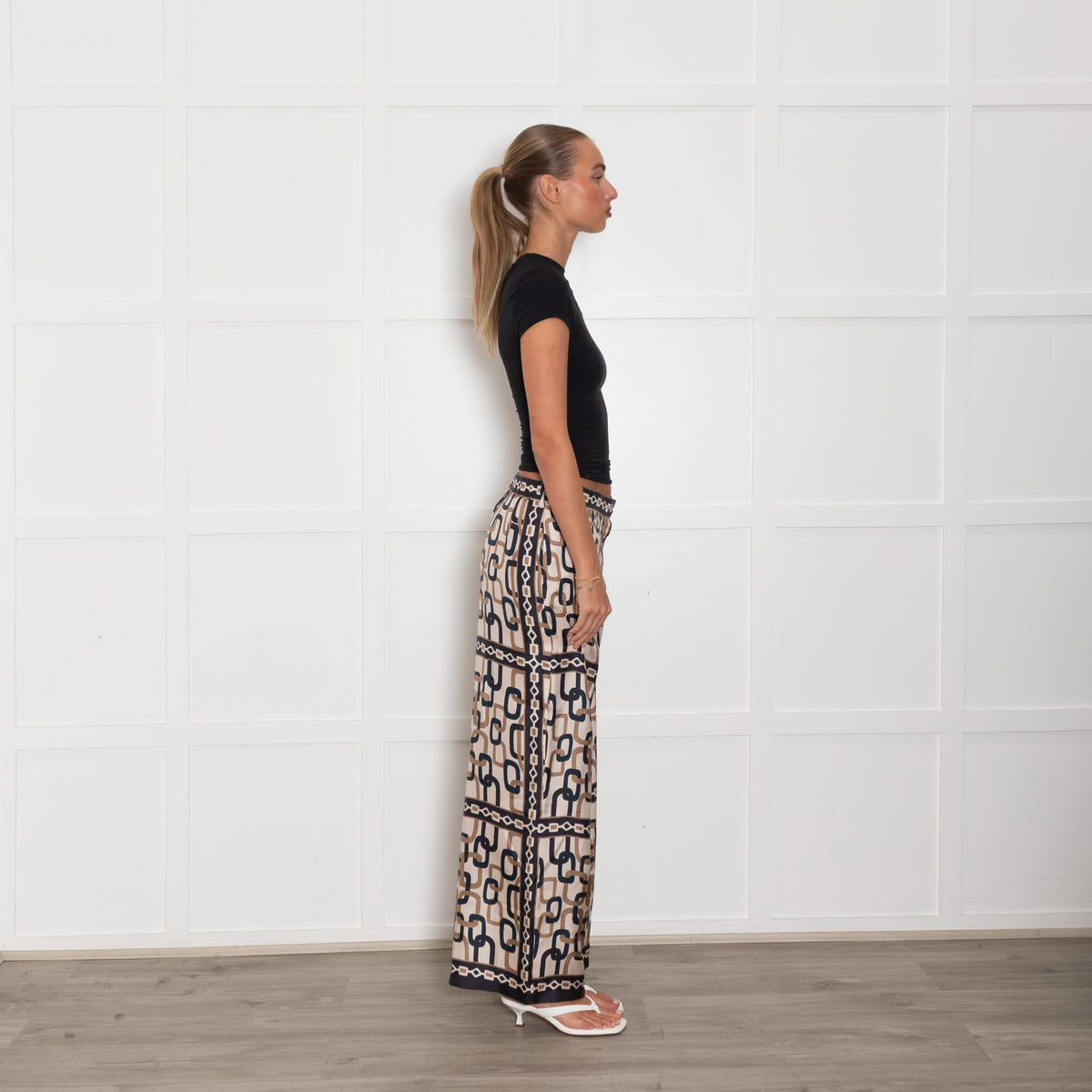 S Max Mara Beige Navy Link Print Silk Trousers