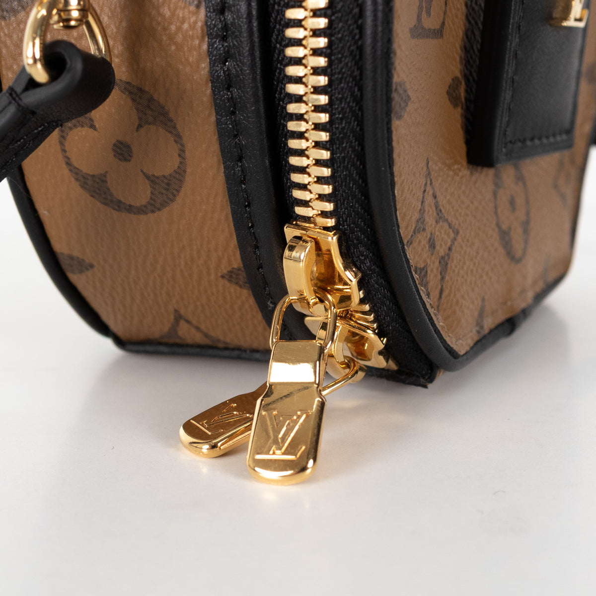 Louis Vuitton Beige Monogram Petit Boite Chapeau Crossbody Bag