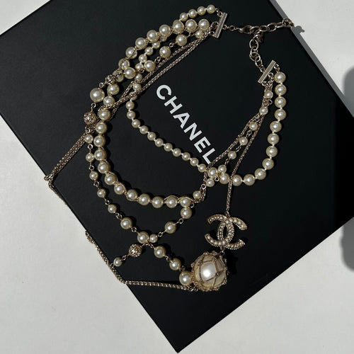 Chanel Cream Pearls Gold Chain Necklace