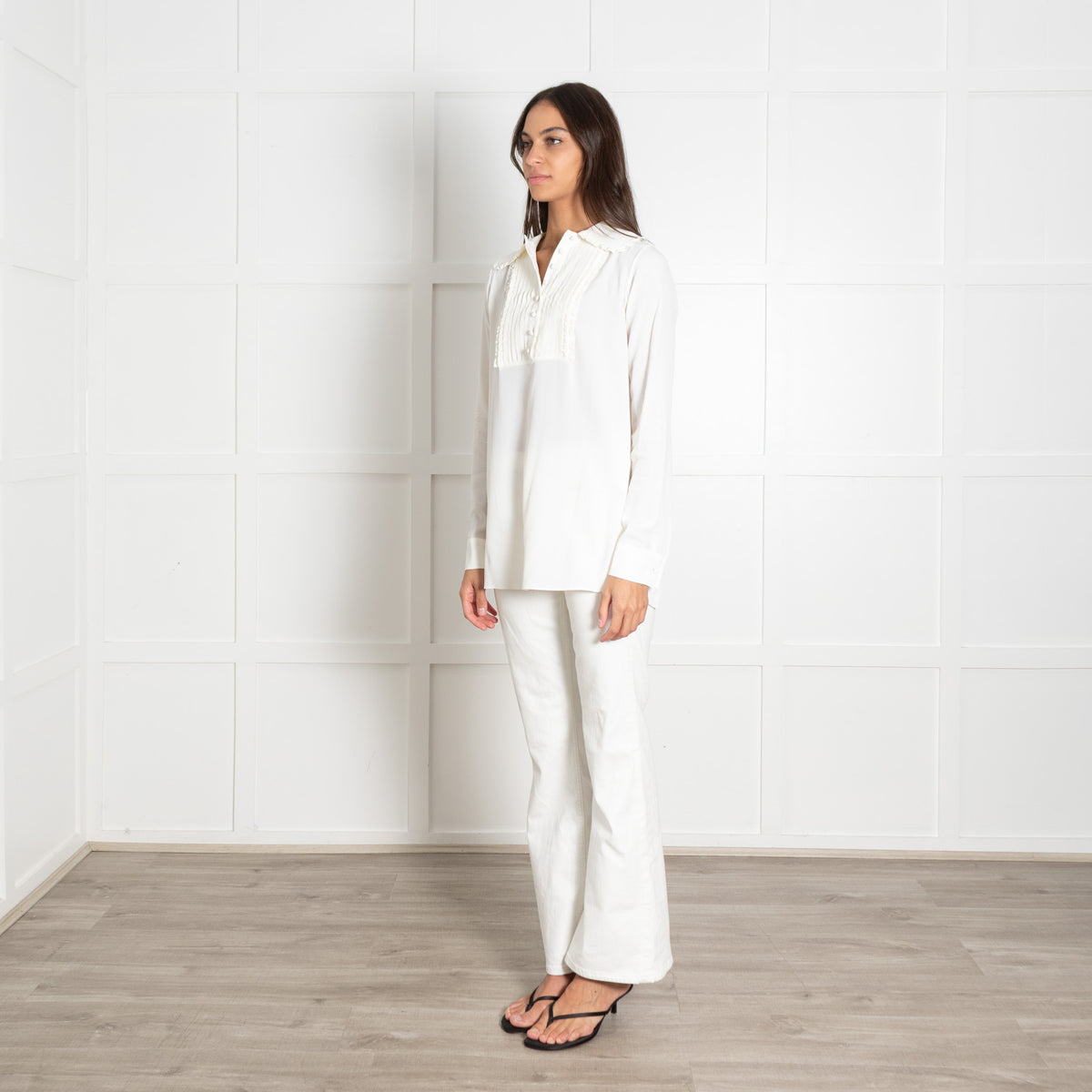 No 21 Cream Pleats And Frill Detail Blouse