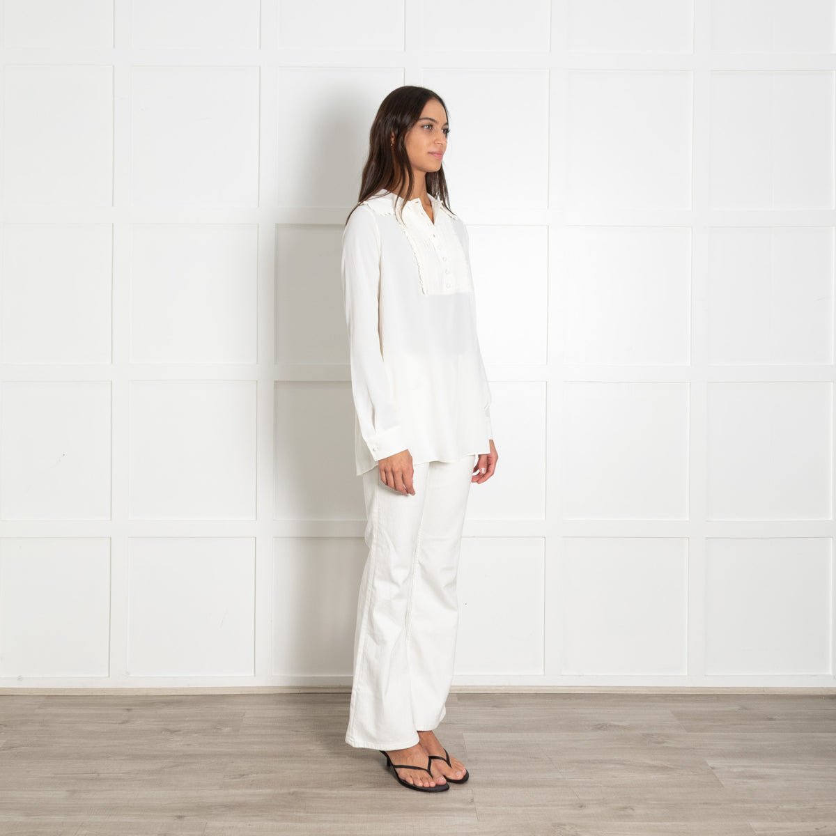 No 21 Cream Pleats And Frill Detail Blouse
