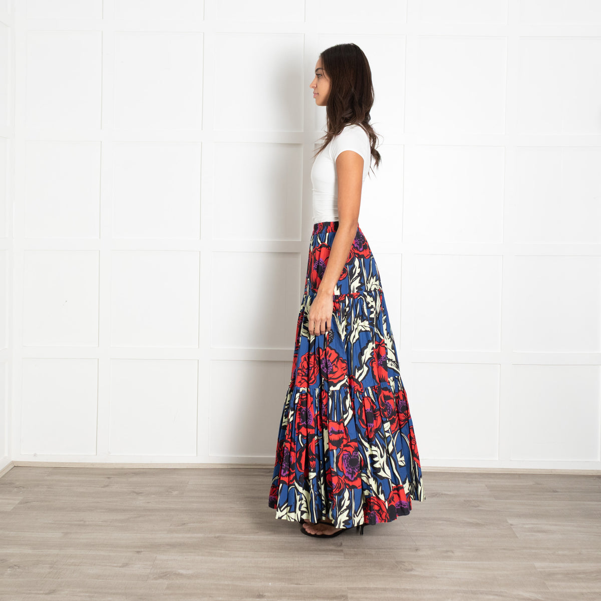 La Double J Blue and Red Cotton Pleated Elastic Band Waist Midi Skirt