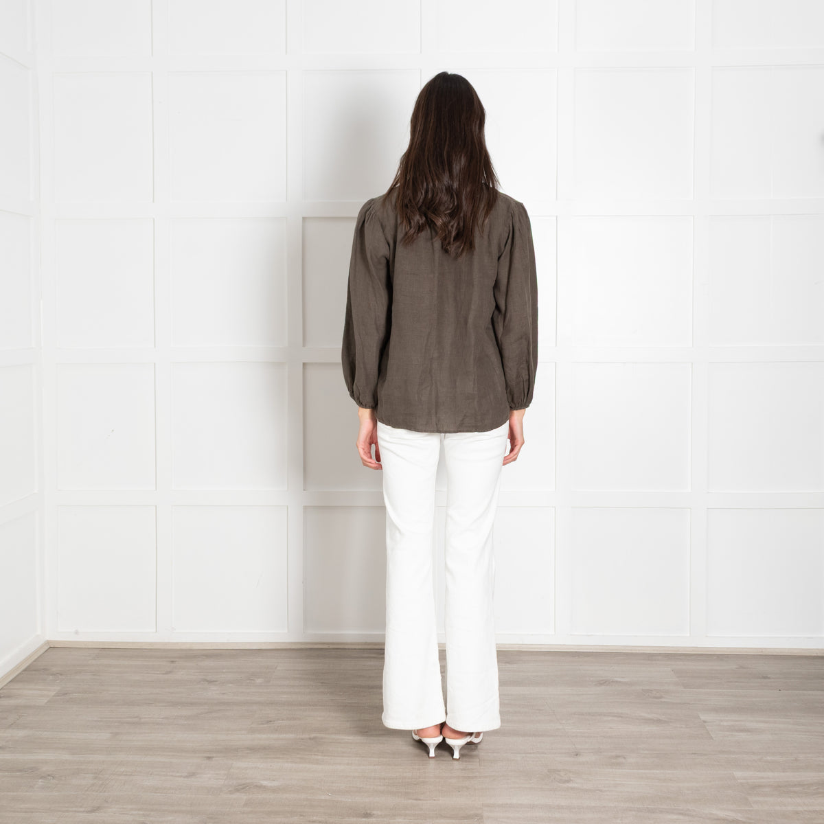 Velvet Dark Green Linen V-neck Flowy Long-Sleeved Blouse