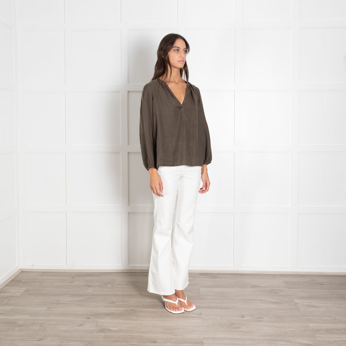 Velvet Dark Green Linen V-neck Flowy Long-Sleeved Blouse