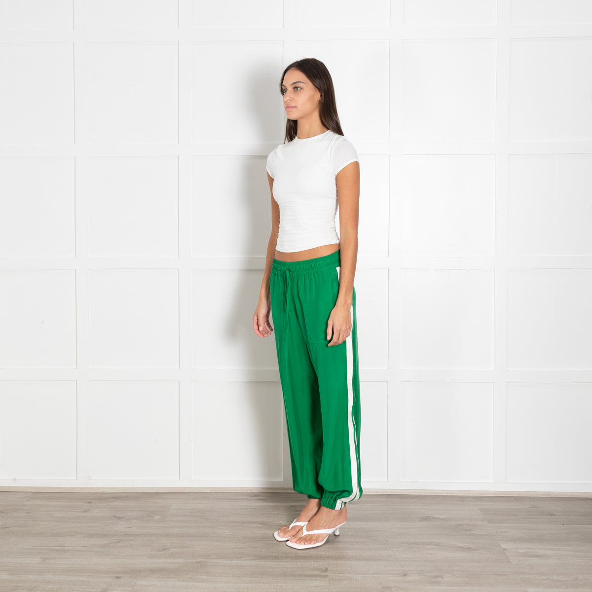 Serena Bute Green White Trim Elasticated Waist Trousers