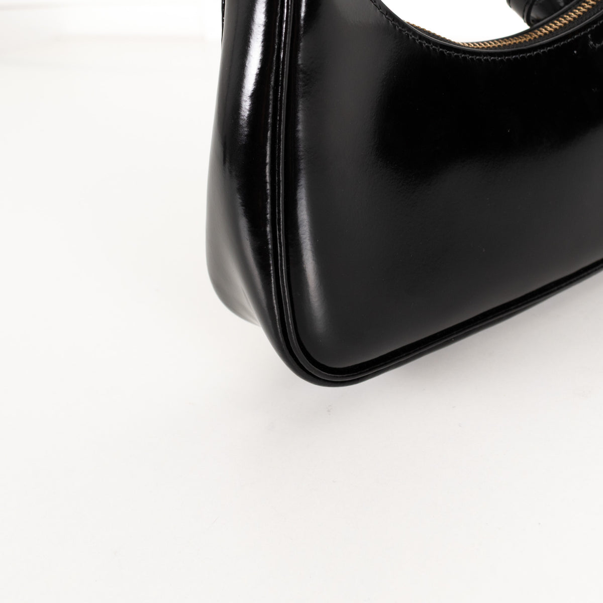 Tory Burch Black Small 151 Mercer Spazzolato Cresent Bag