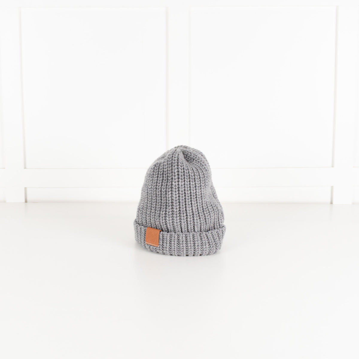 Loewe Grey Rib Beanie With Logo Pin