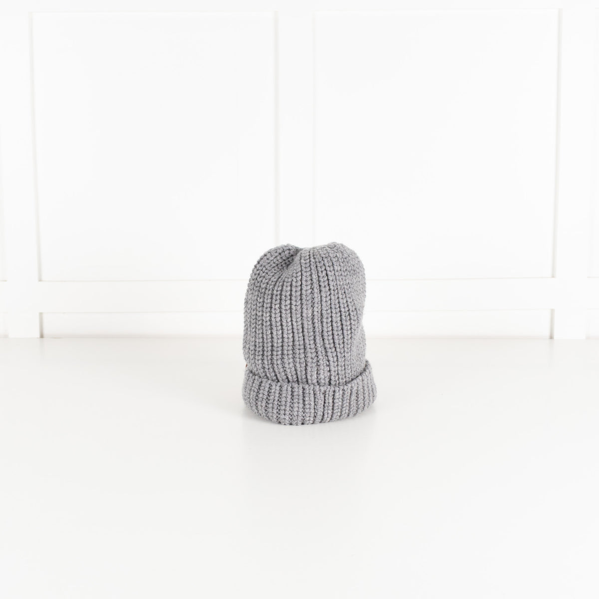 Loewe Grey Rib Beanie With Logo Pin