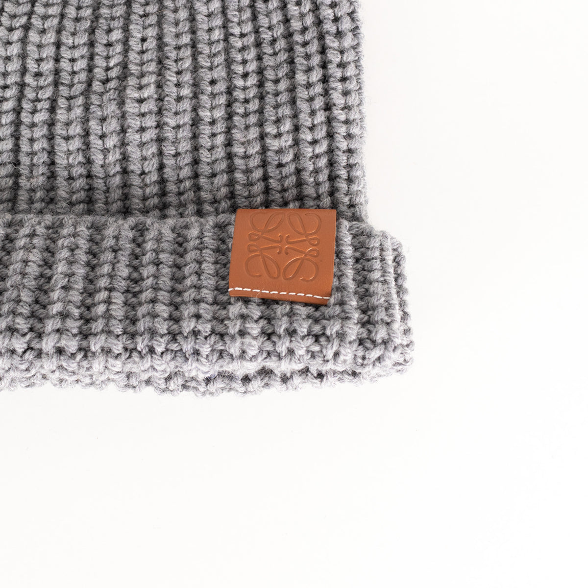 Loewe Grey Rib Beanie With Logo Pin