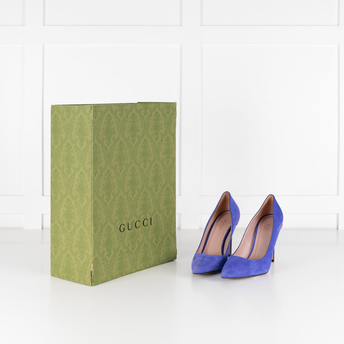 Gucci Blue Suede Pointed Toe Heels With Gold Horsebit Detail