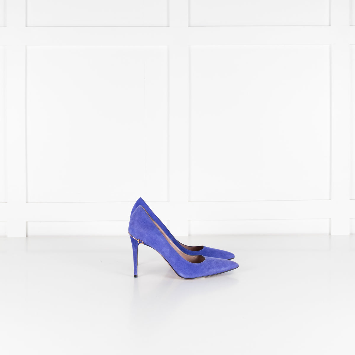 Gucci Blue Suede Pointed Toe Heels With Gold Horsebit Detail