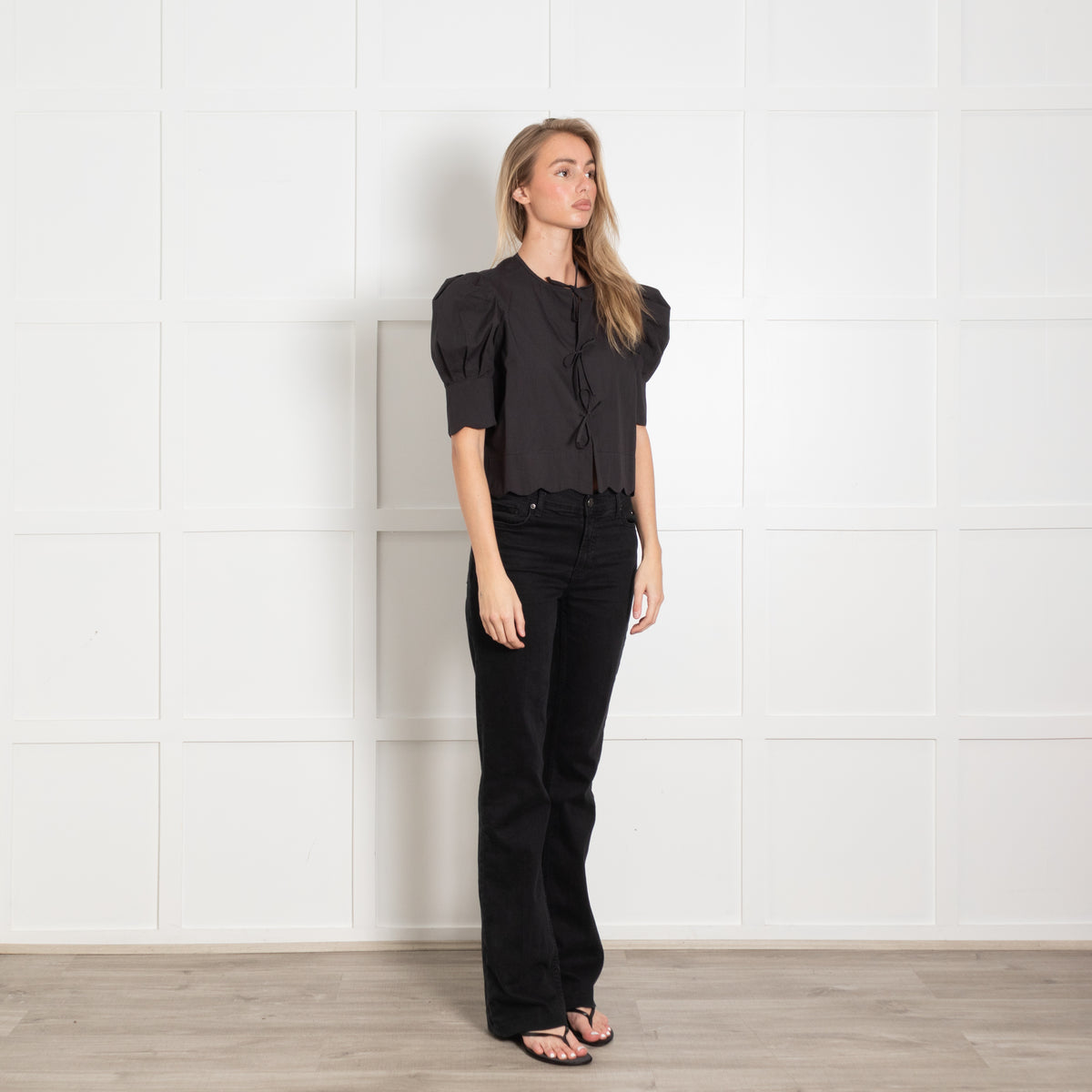 Andion Black Cropped Cotton Top With Puff Sleeves and Front Ties