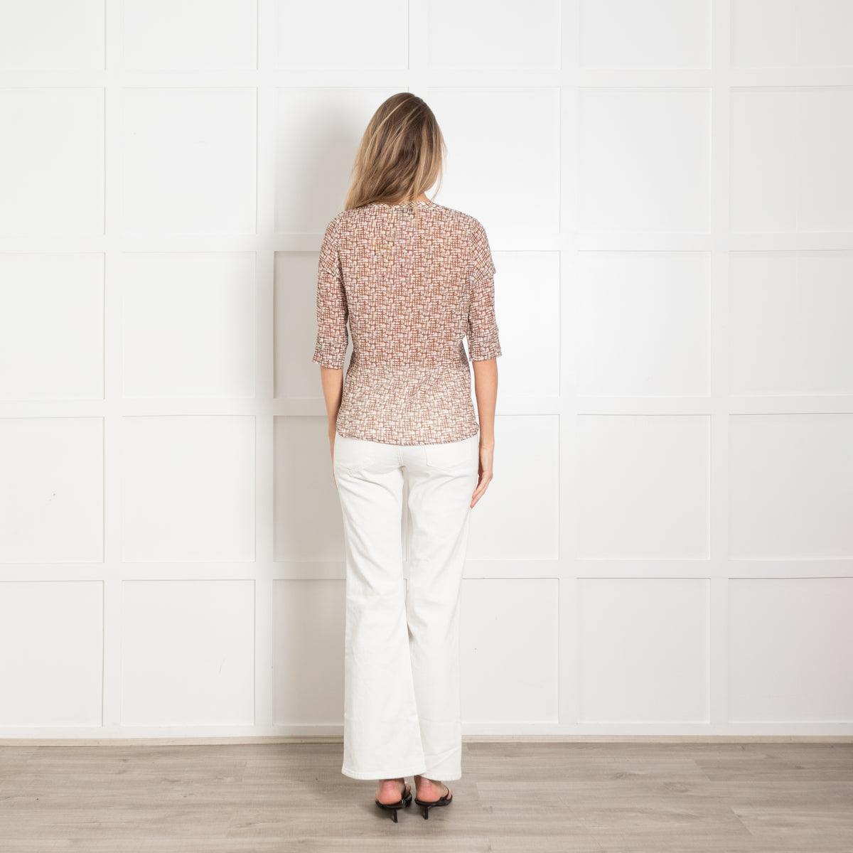 Whyci Milano Brown & White Silk & Cotton Patterned Short Sleeve Top