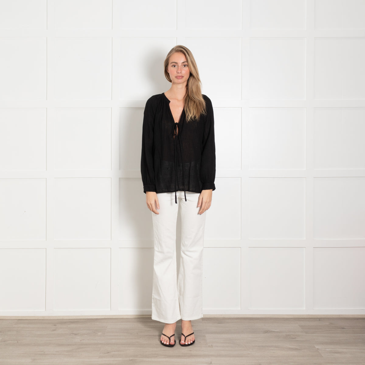 Rails Brielle Black Linen Mix Top With Raglan Sleeves & V Neck Adjustable Ties