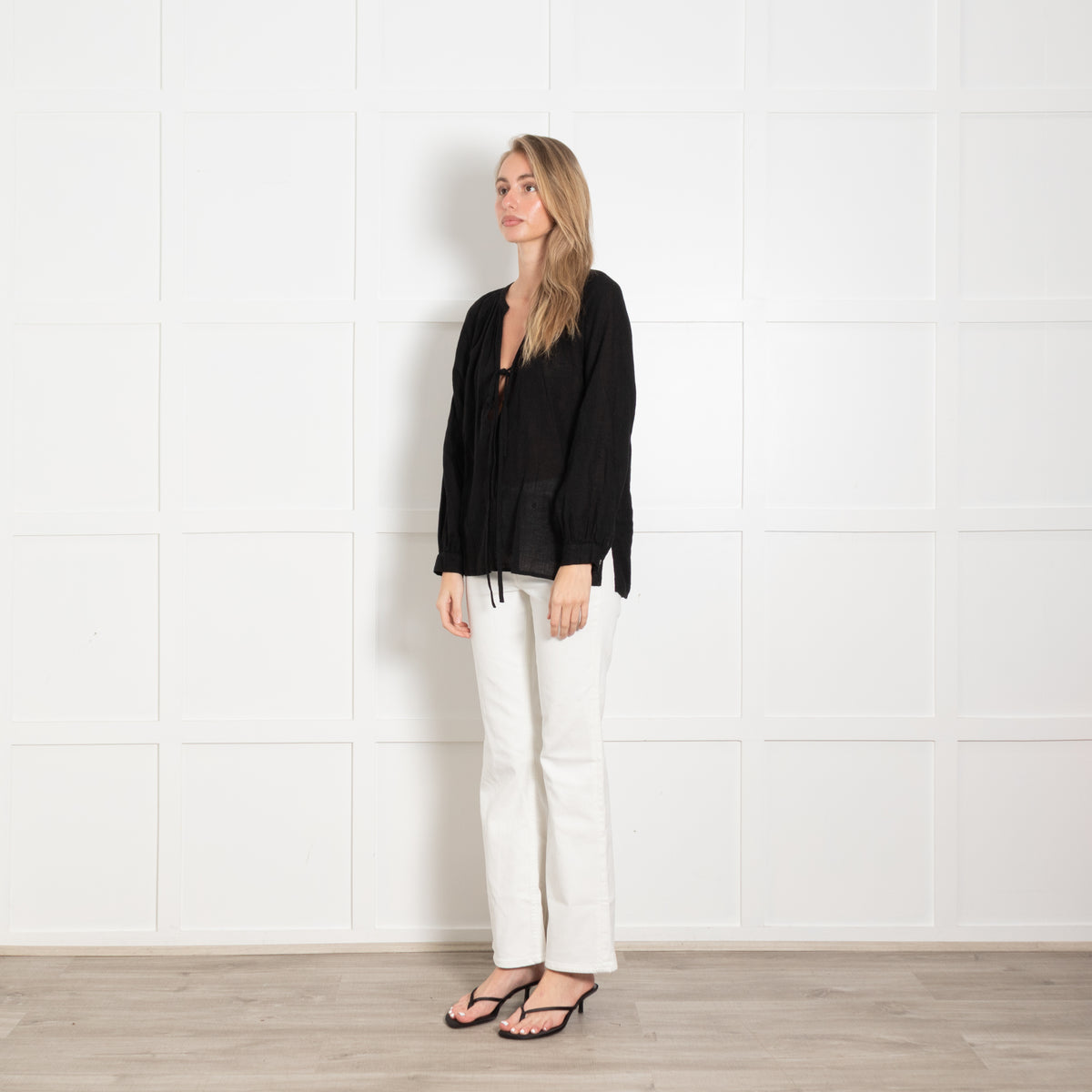 Rails Brielle Black Linen Mix Top With Raglan Sleeves & V Neck Adjustable Ties