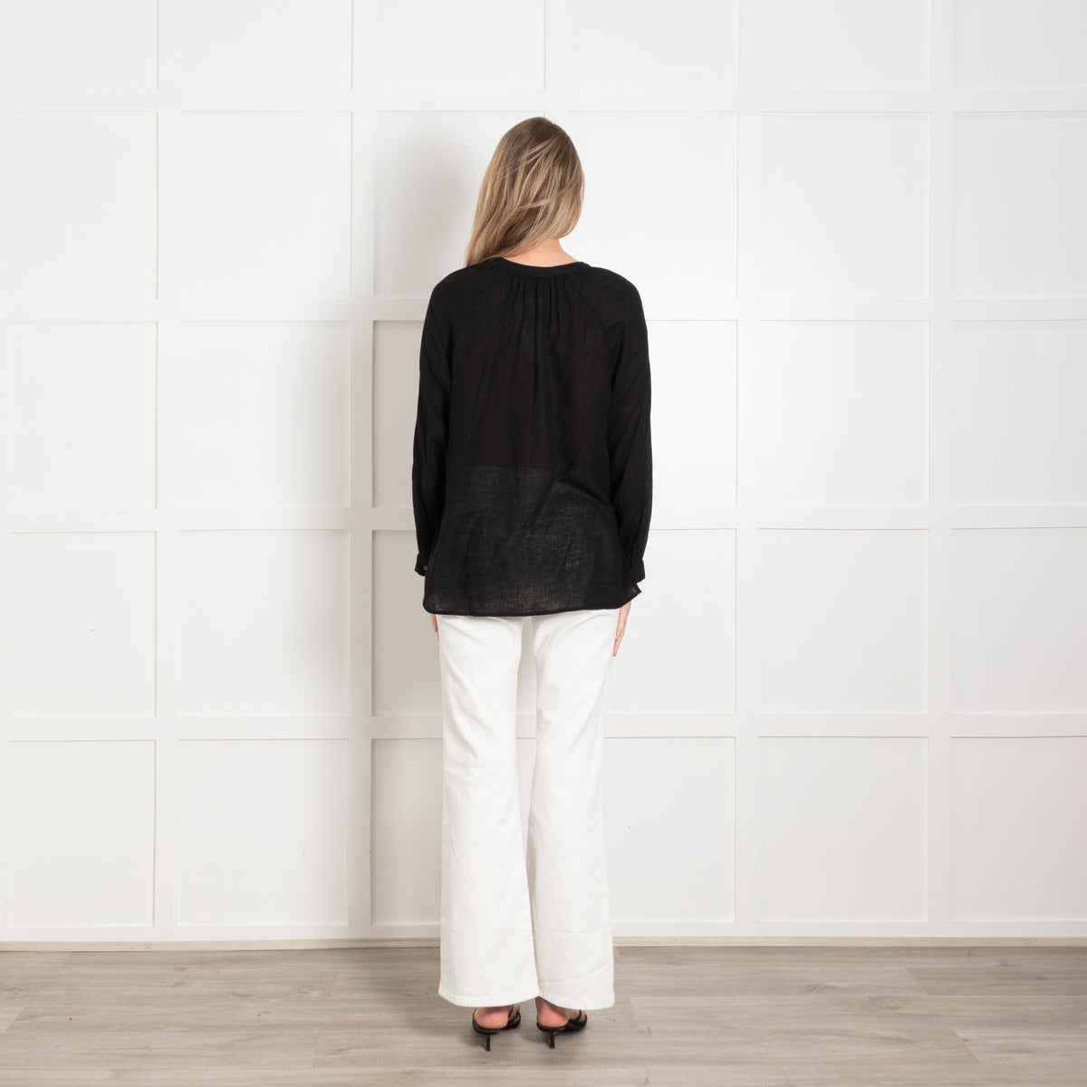 Rails Brielle Black Linen Mix Top With Raglan Sleeves & V Neck Adjustable Ties