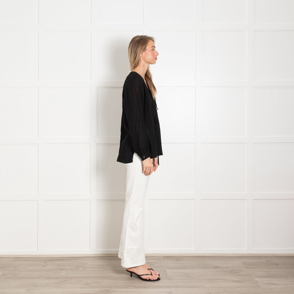 Rails Brielle Black Linen Mix Top With Raglan Sleeves & V Neck Adjustable Ties